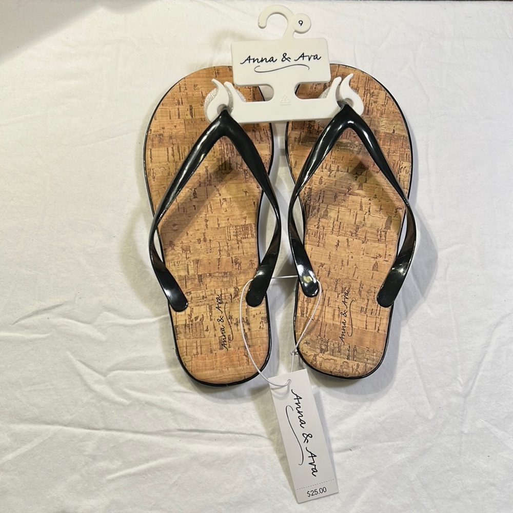 NWT Anna & Ava Sandals - Black